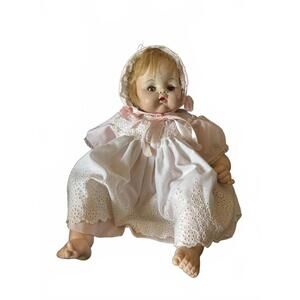 Vintage Madame Alexander Baby McGuffey Baby Doll 1962